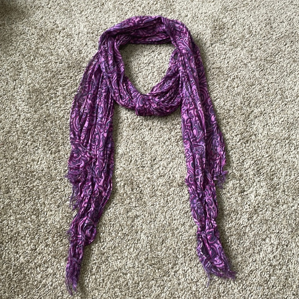Designer Lightweight Paisley Print Scarf OS
